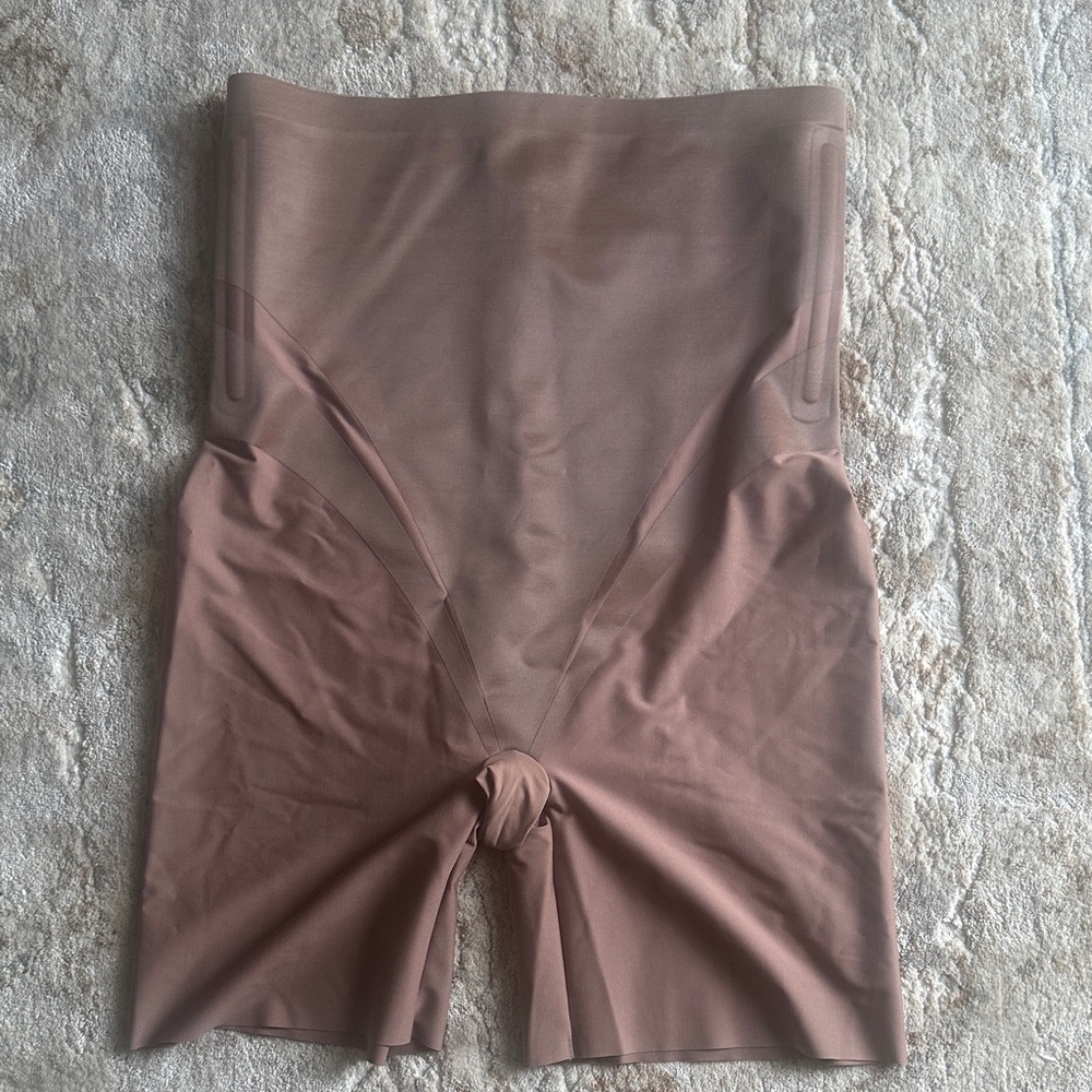 Spanx nude shapewear